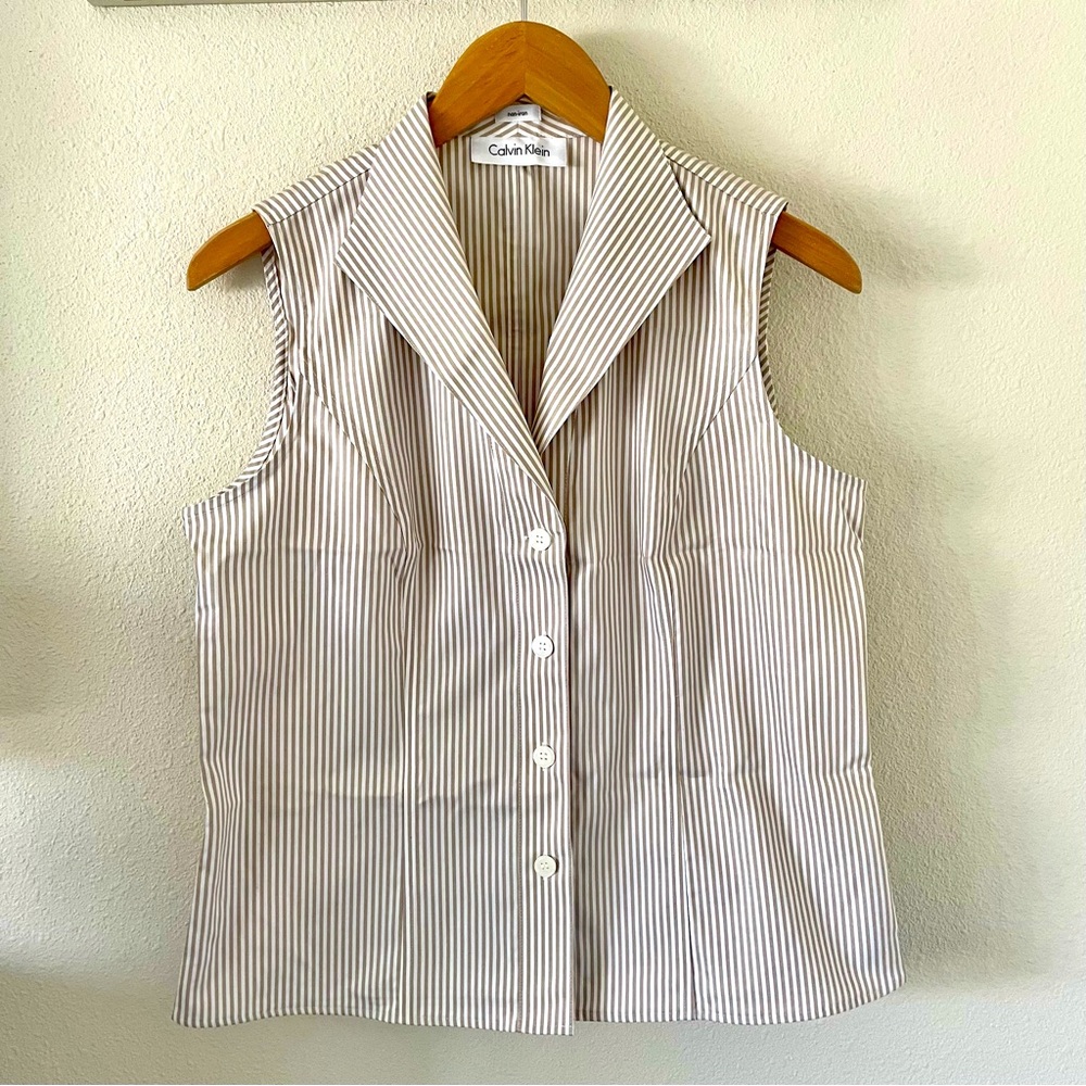 NWOT Calvin Klein Sleeveless Cotton Button Down Shirt
